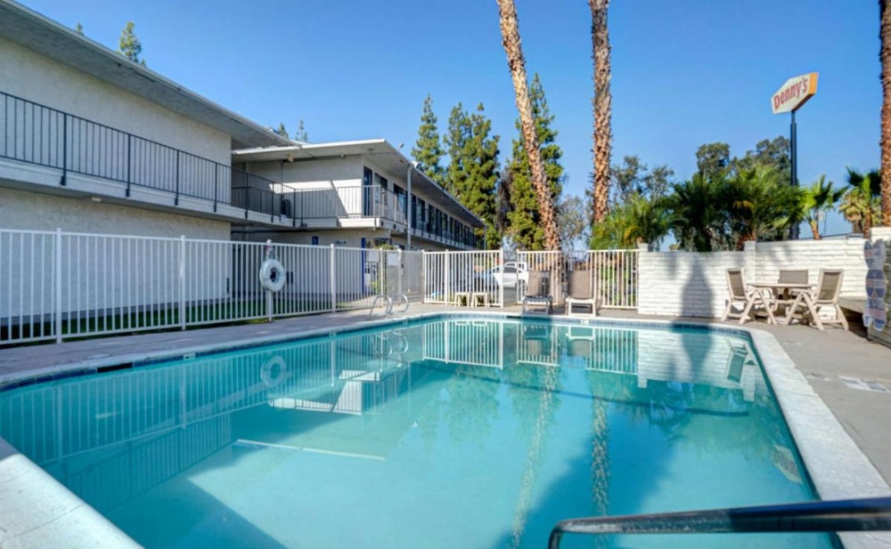 Motel 6-Bakersfield, CA - South Image 21