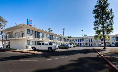 Motel 6-Bakersfield, CA - South image 22