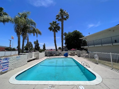 Motel 6-Bakersfield, CA - South image 24