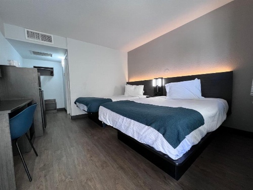 Motel 6-Bakersfield, CA - South image 35